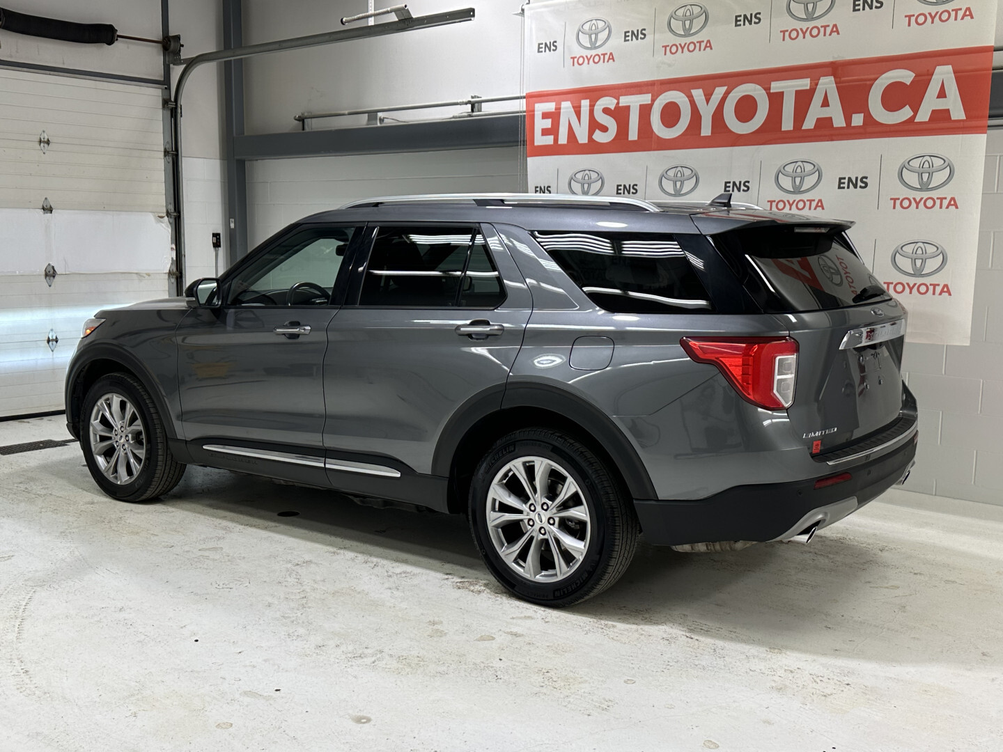Ford Explorer 2023