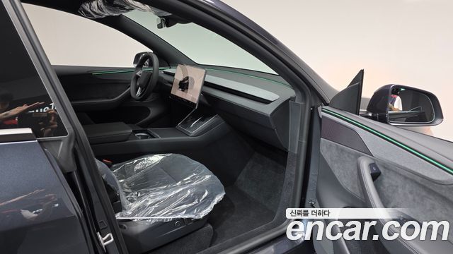 Tesla Model Y 2026