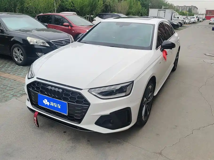 Audi A4 2021