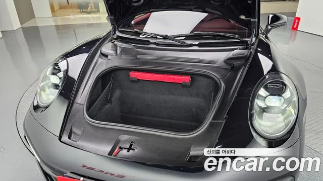 Porsche 911 2021