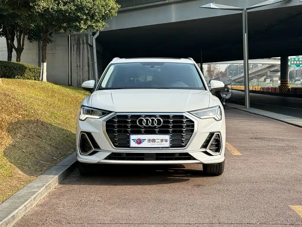 Audi Q3 2021