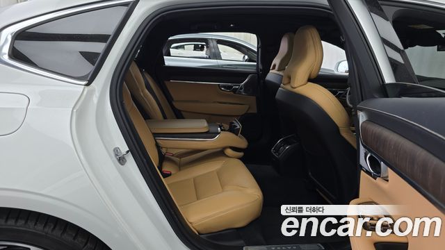 Volvo S90 2022