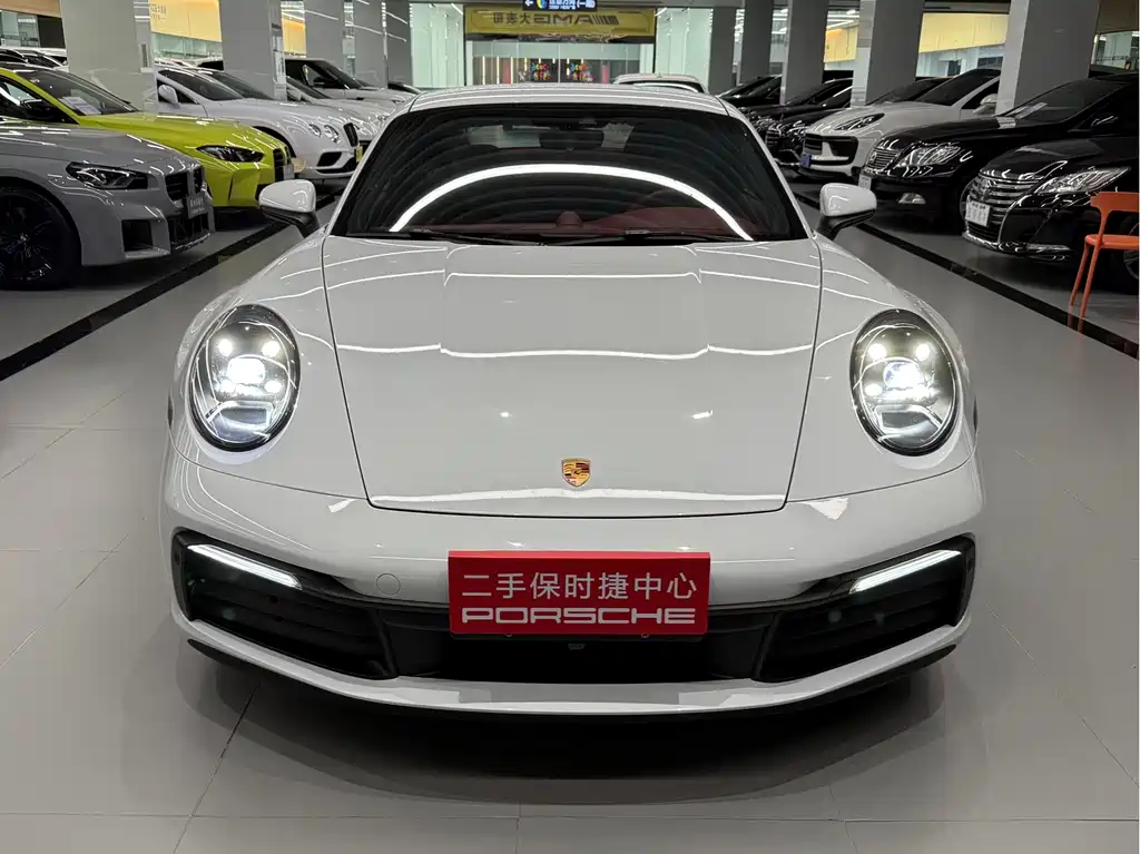 Porsche 911 2023