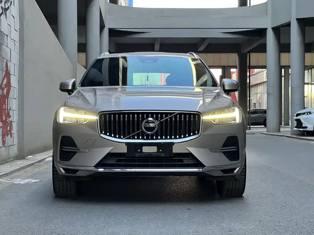 Volvo XC60 2022