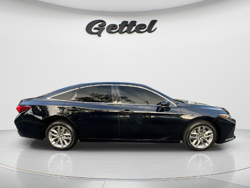 Toyota Avalon 2022