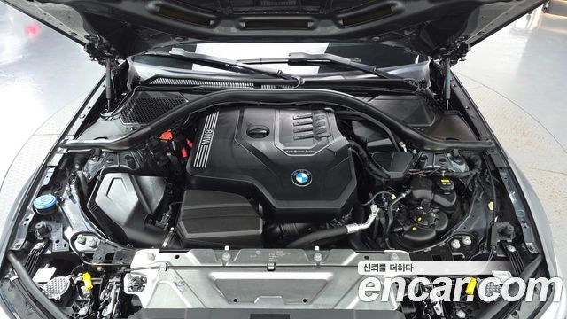 BMW 3 серии 2022