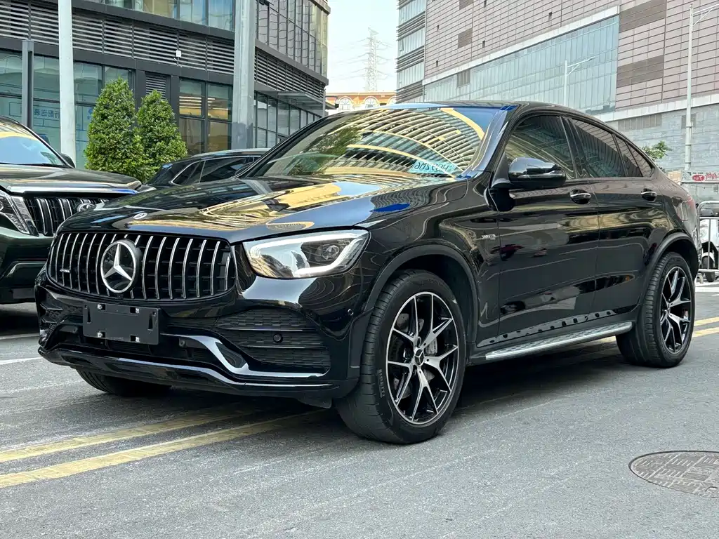 Mercedes-Benz GLC AMG 2022