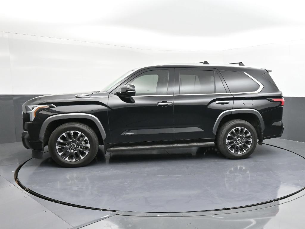 Toyota Sequoia 2024