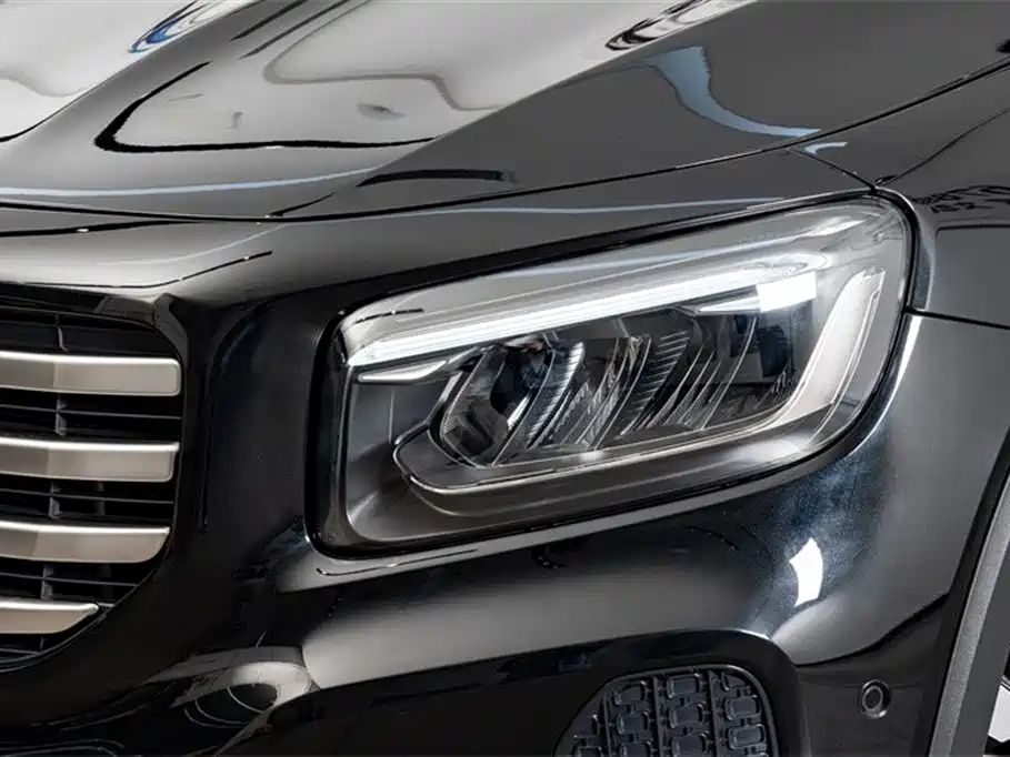 Mercedes-Benz GLB 2024