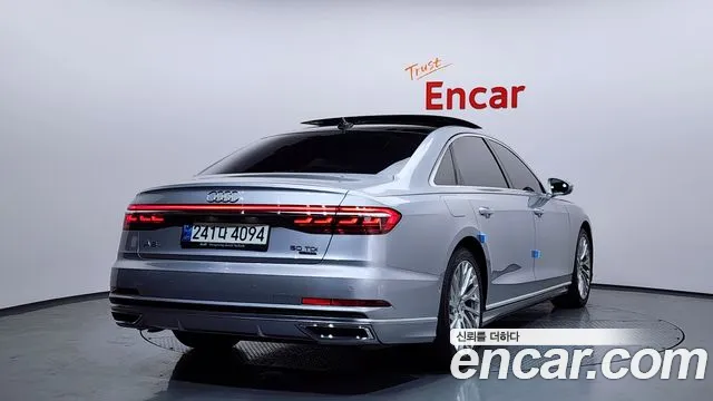 Audi A8 2021