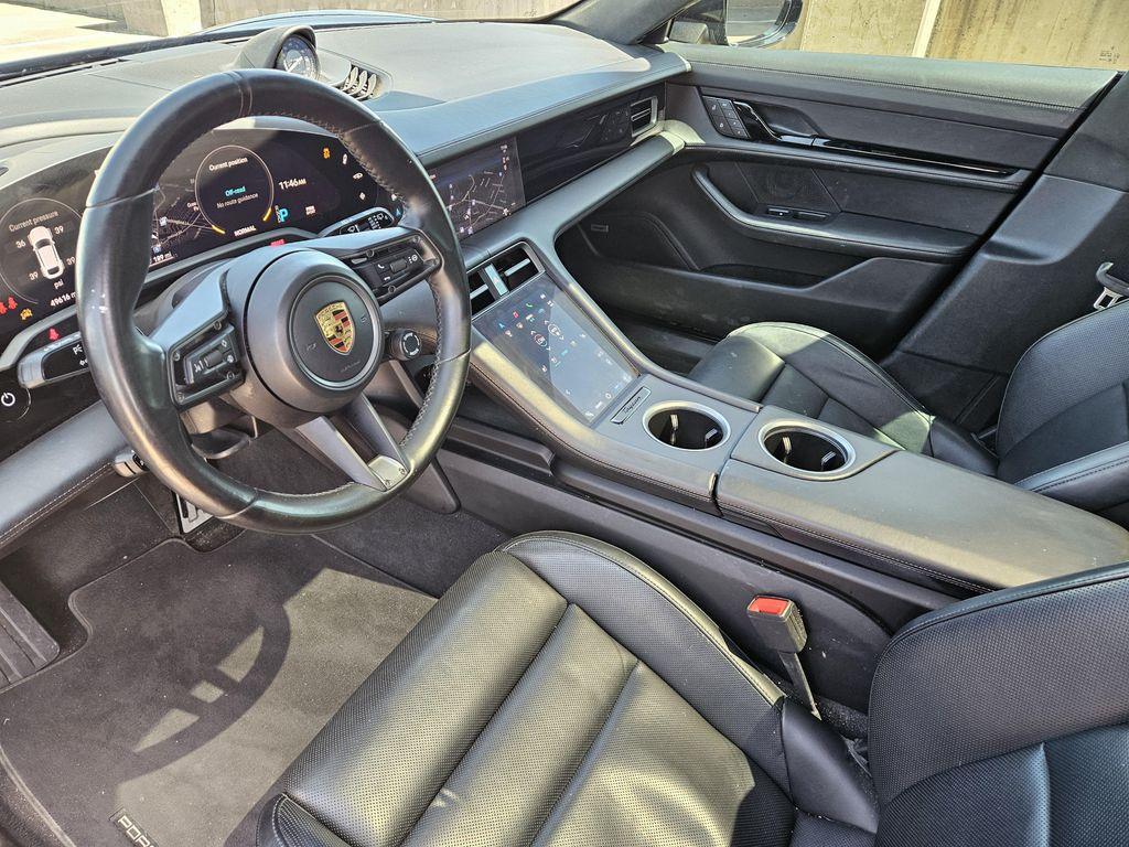 Porsche Taycan 2024