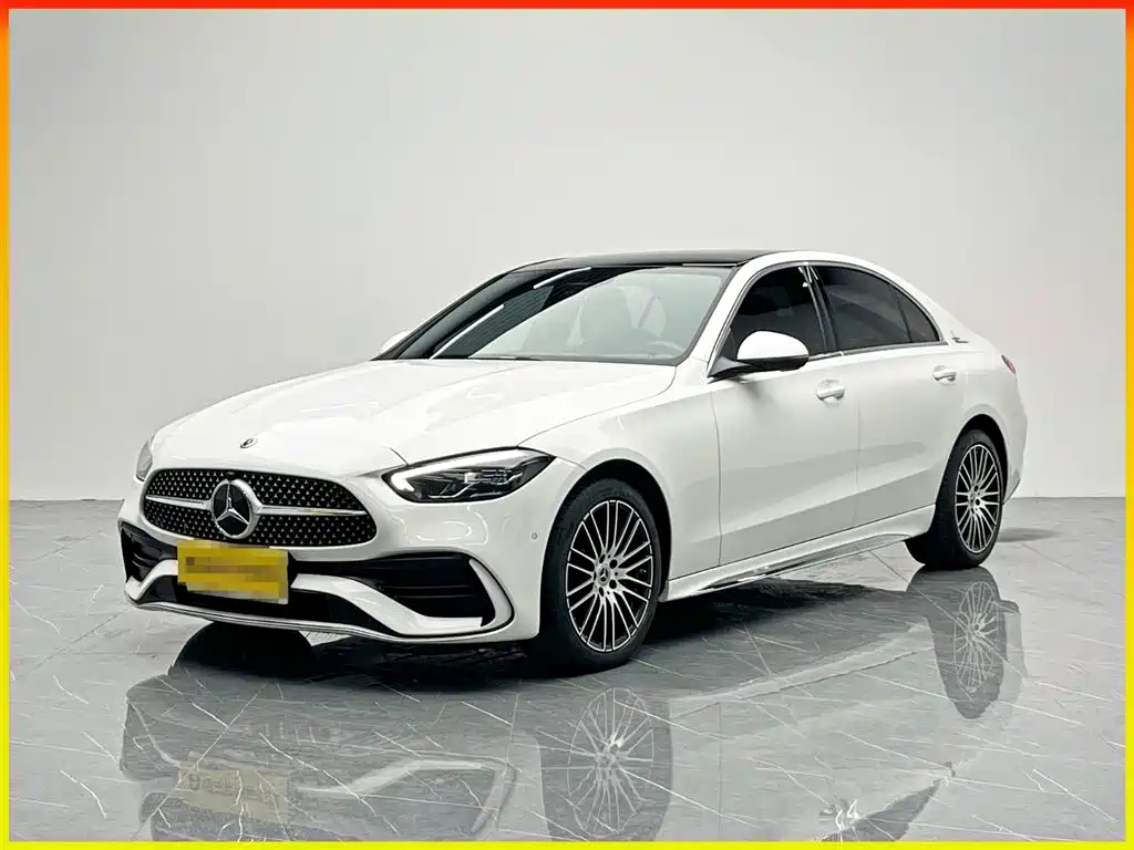 Mercedes-Benz C-Класс 2024