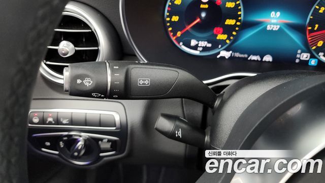 Mercedes-Benz C-Класс 2023