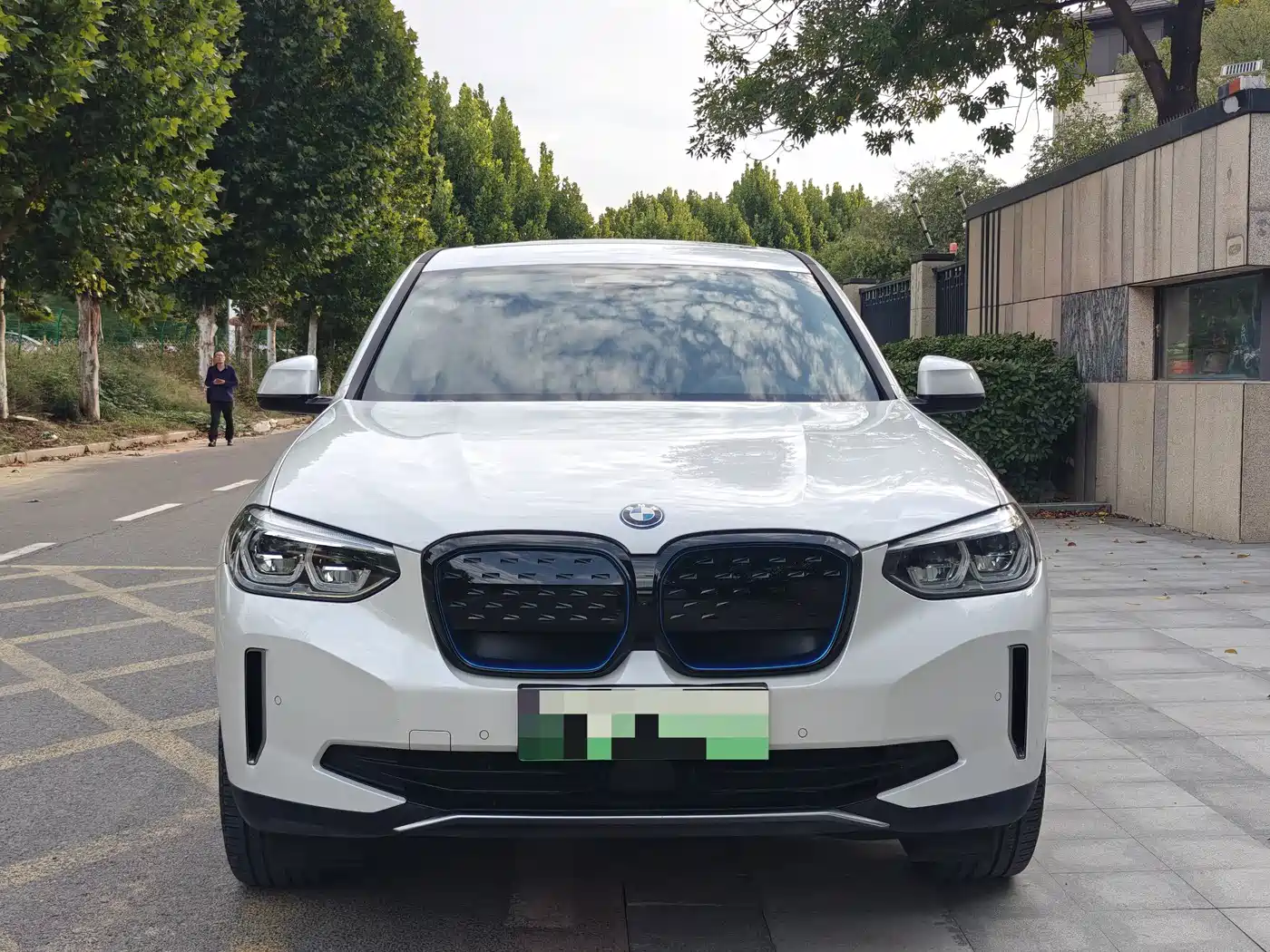 BMW iX3 2021