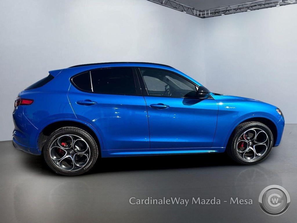 Alfa Romeo Stelvio 2023
