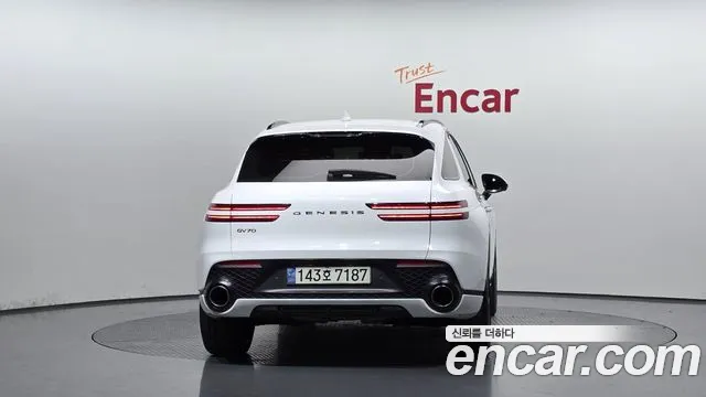 Genesis GV70 2021