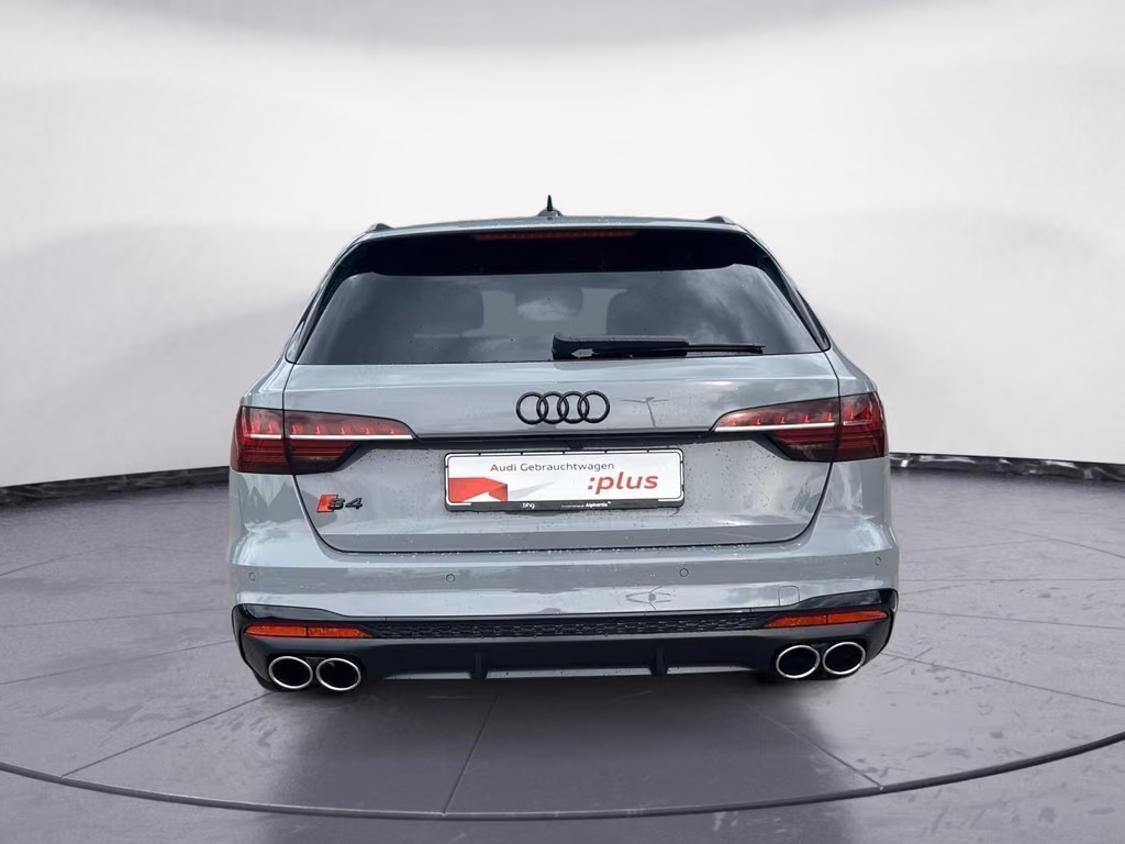 Audi S4 2024