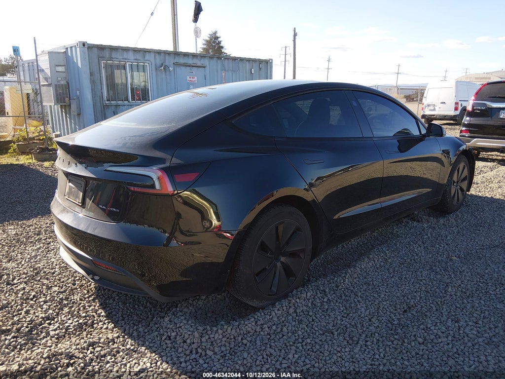 Tesla Model 3 2025