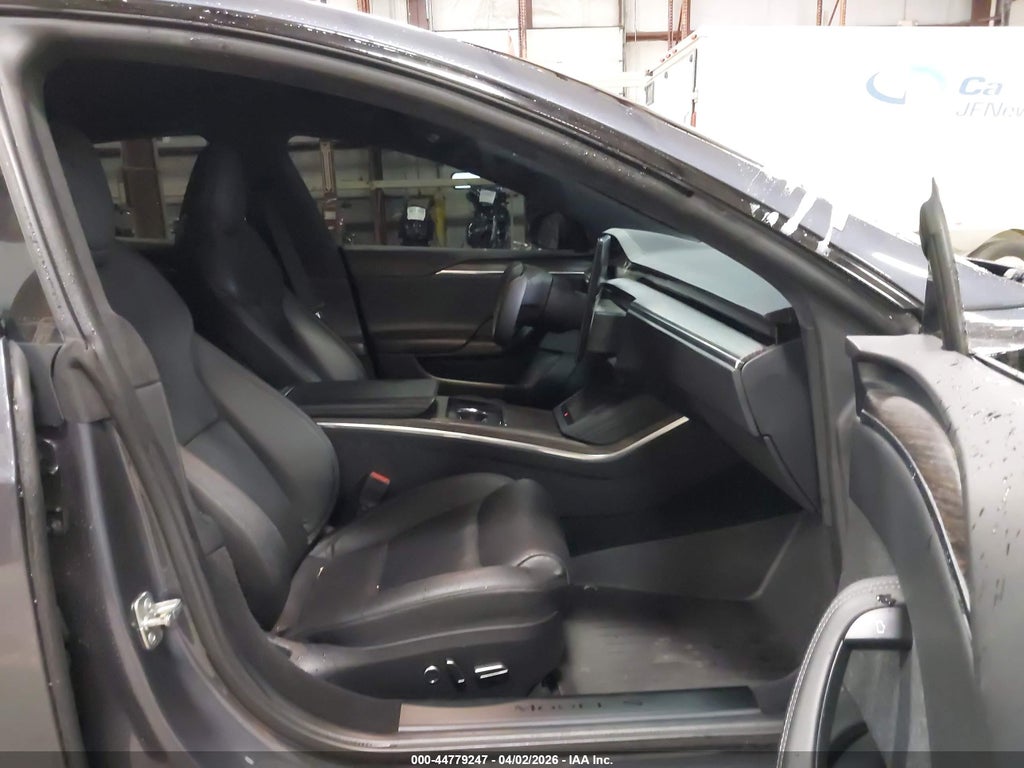 Tesla Model S 2022