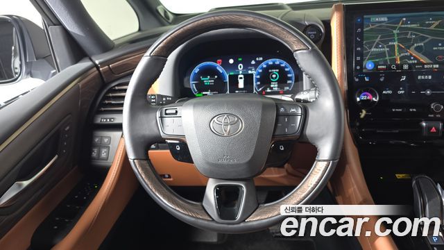 Toyota Alphard 2025