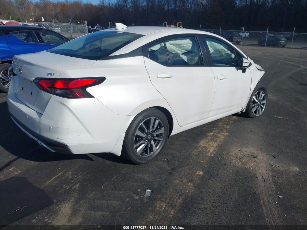 Nissan Versa 2021