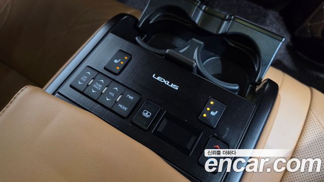 Lexus ES 2021