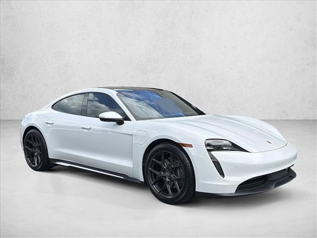 Porsche Taycan 2021