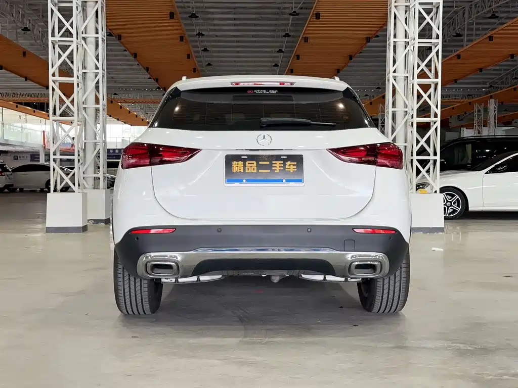 Mercedes-Benz GLA 2025