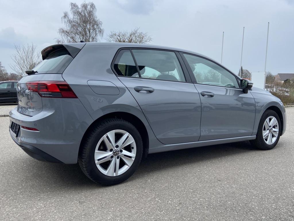 Volkswagen Golf 2022