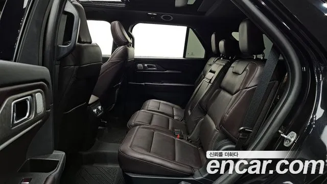 Ford Explorer 2025