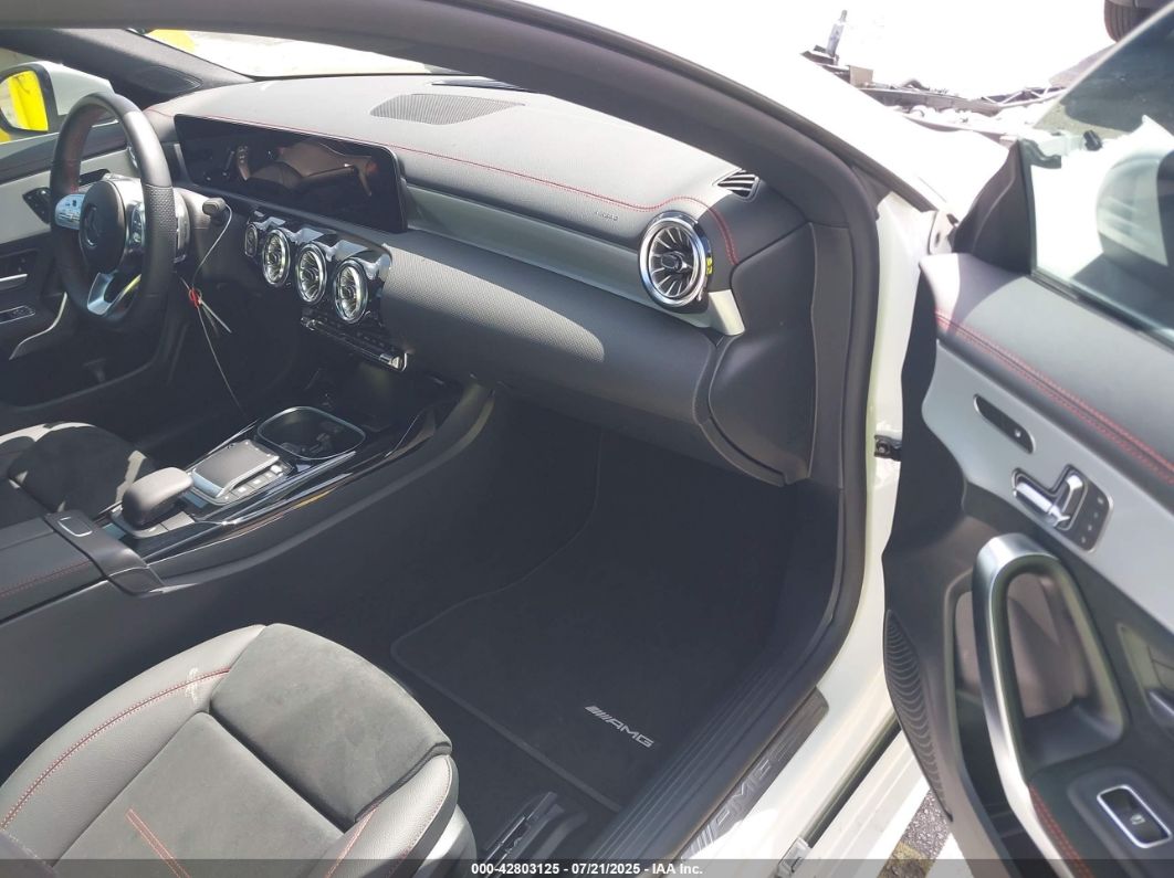 Mercedes-Benz CLA 2023