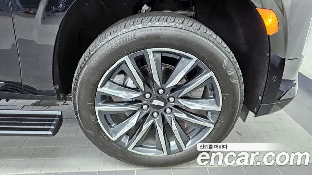 Cadillac Escalade 2024