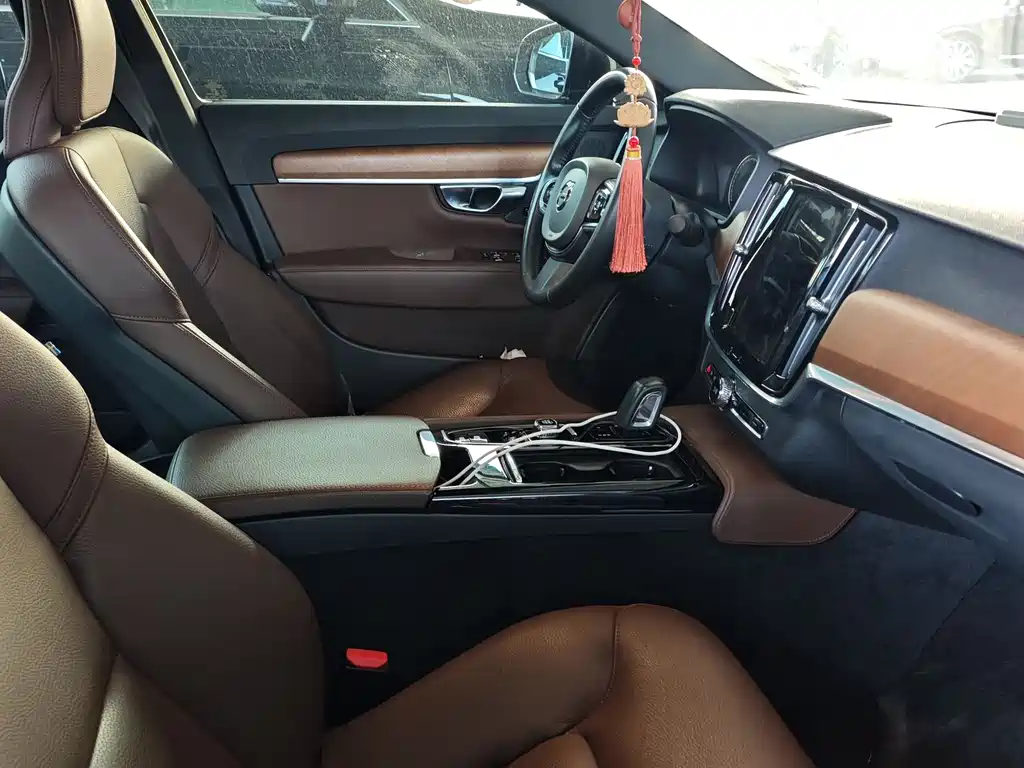 Volvo S90 2021