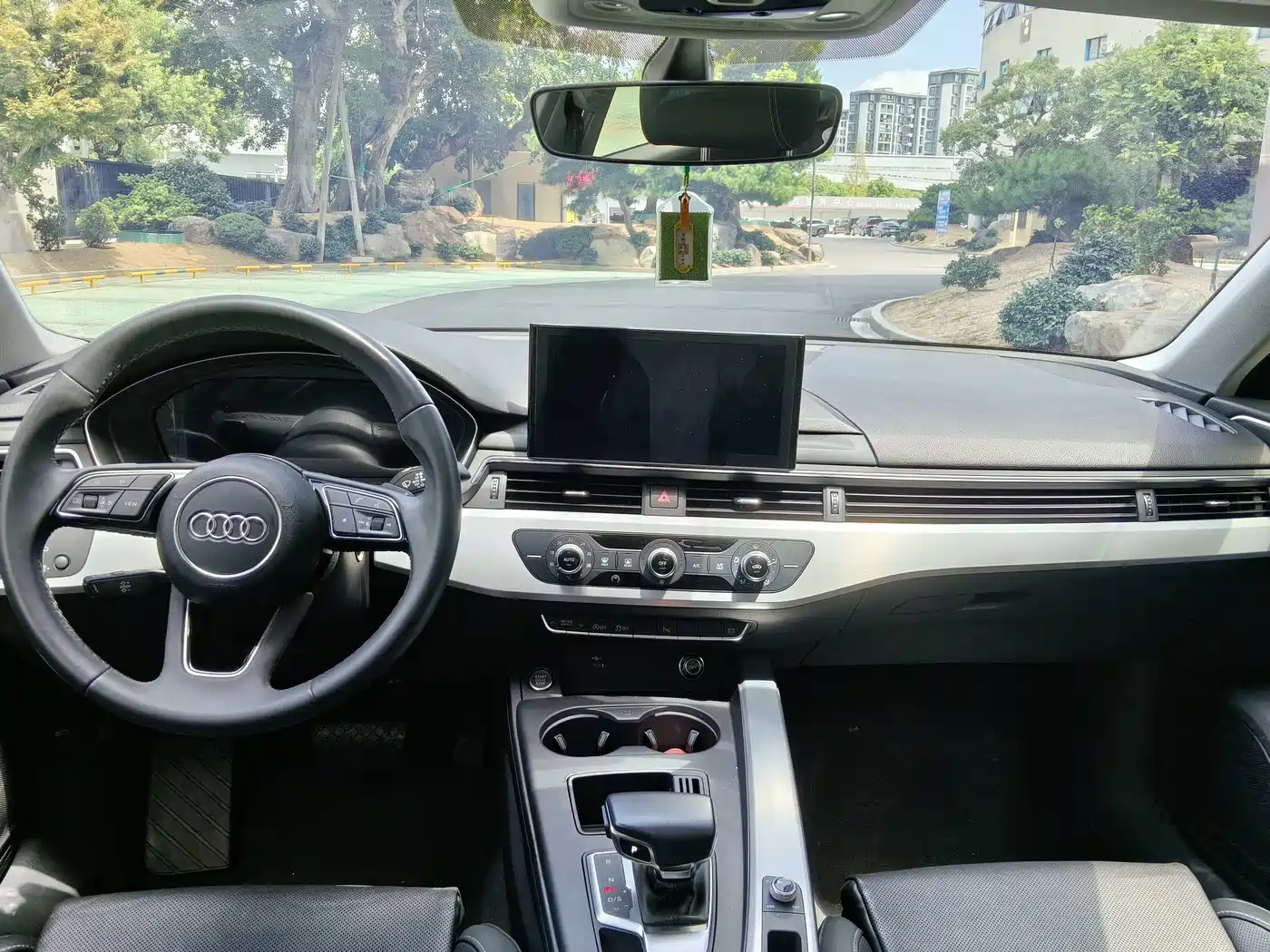 Audi A4 2023