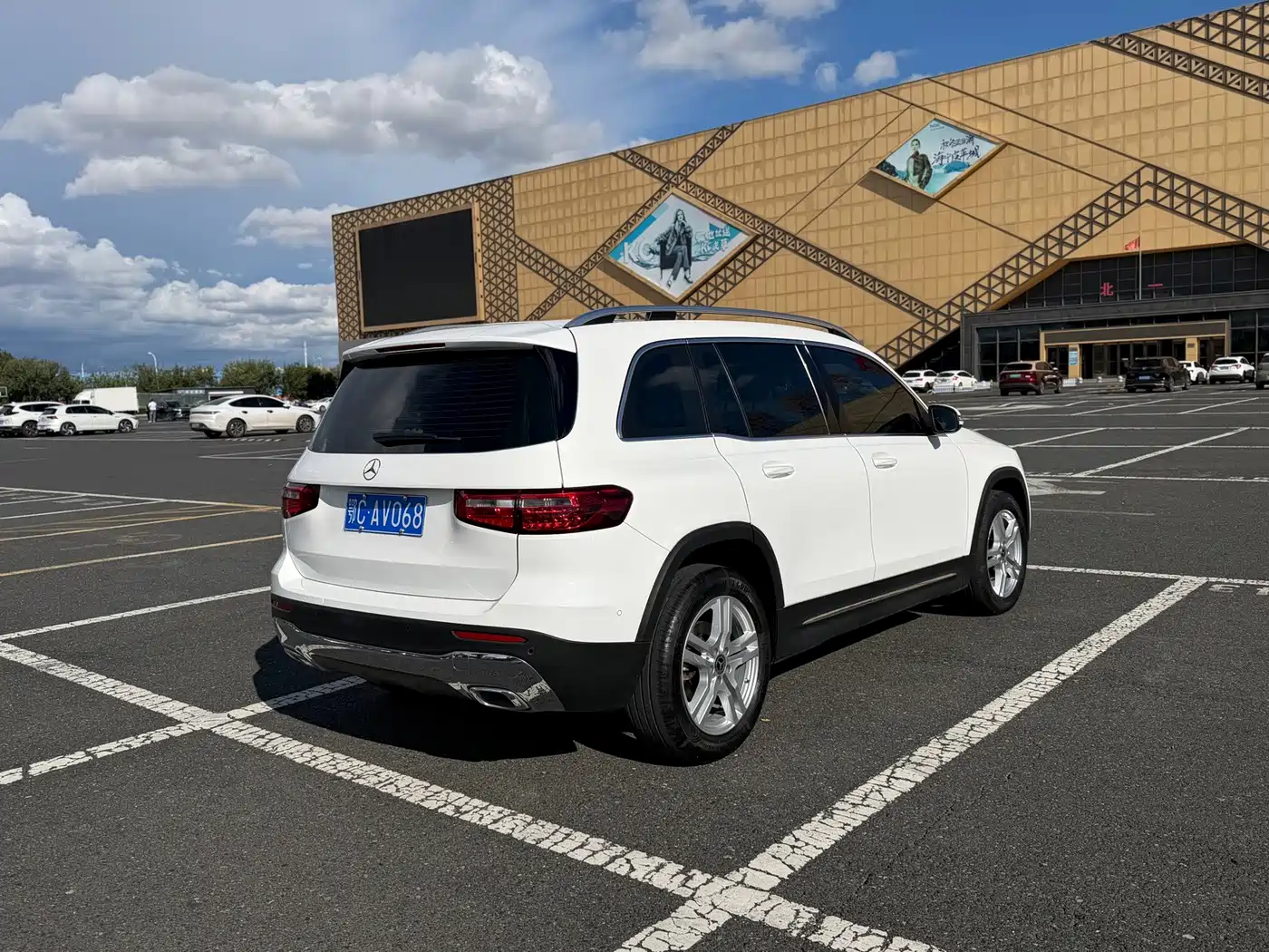 Mercedes-Benz GLB 2021
