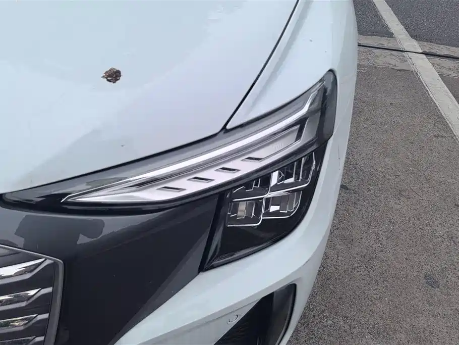 Audi Q5 e-tron 2023