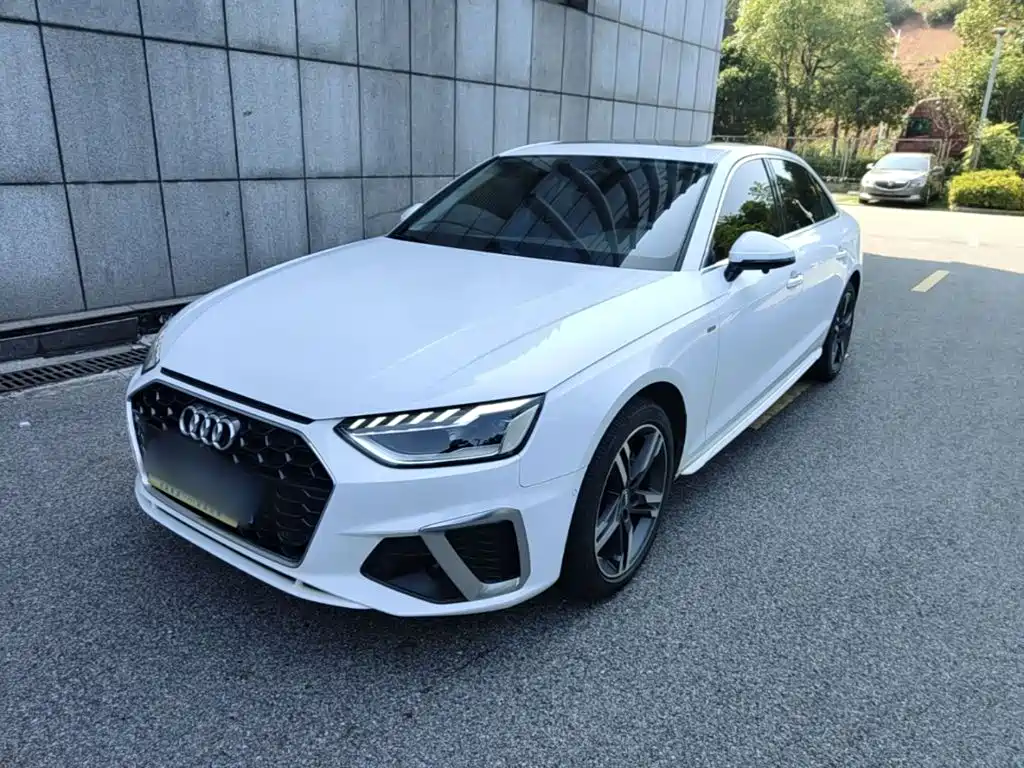 Audi A4 2021