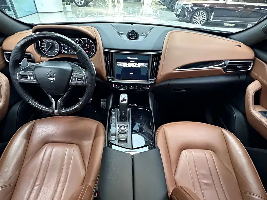 Maserati Levante 2021