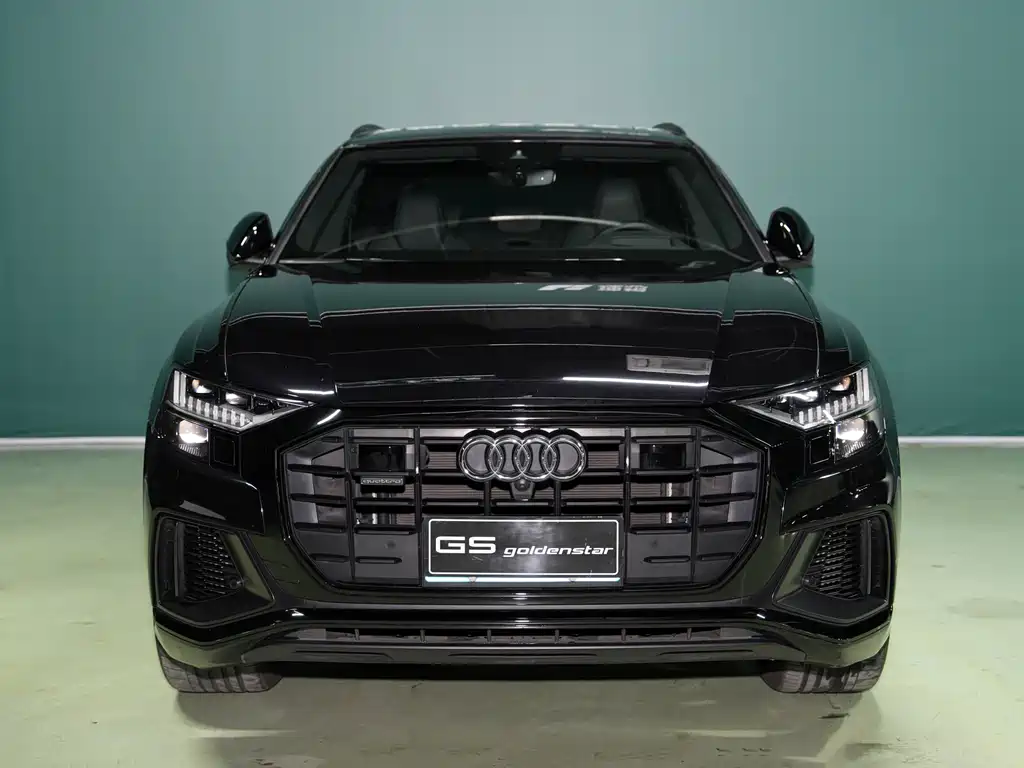 Audi Q8 2021