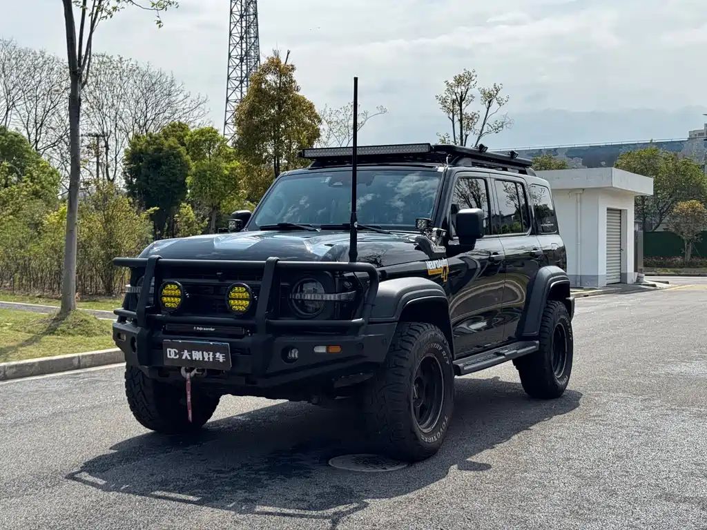 Tank 300 2022
