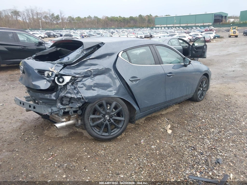 Mazda 3 2023