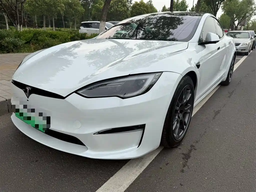 Tesla Model S 2023