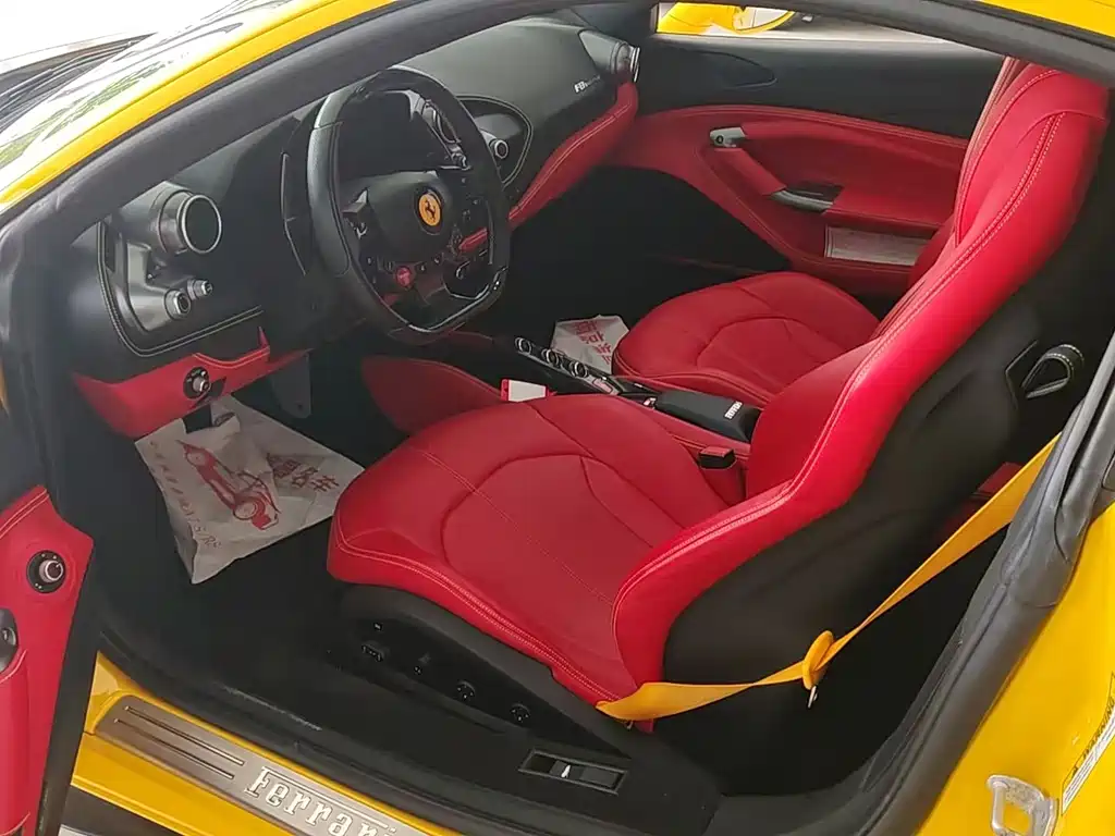 Ferrari F8 2023
