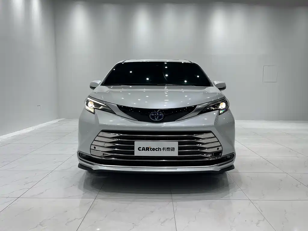 Toyota Sienna 2022