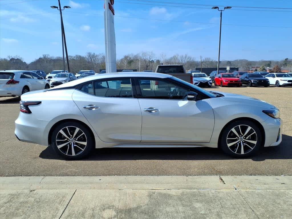 Nissan Maxima 2021