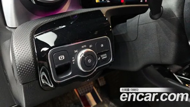 Mercedes-Benz CLA 2021