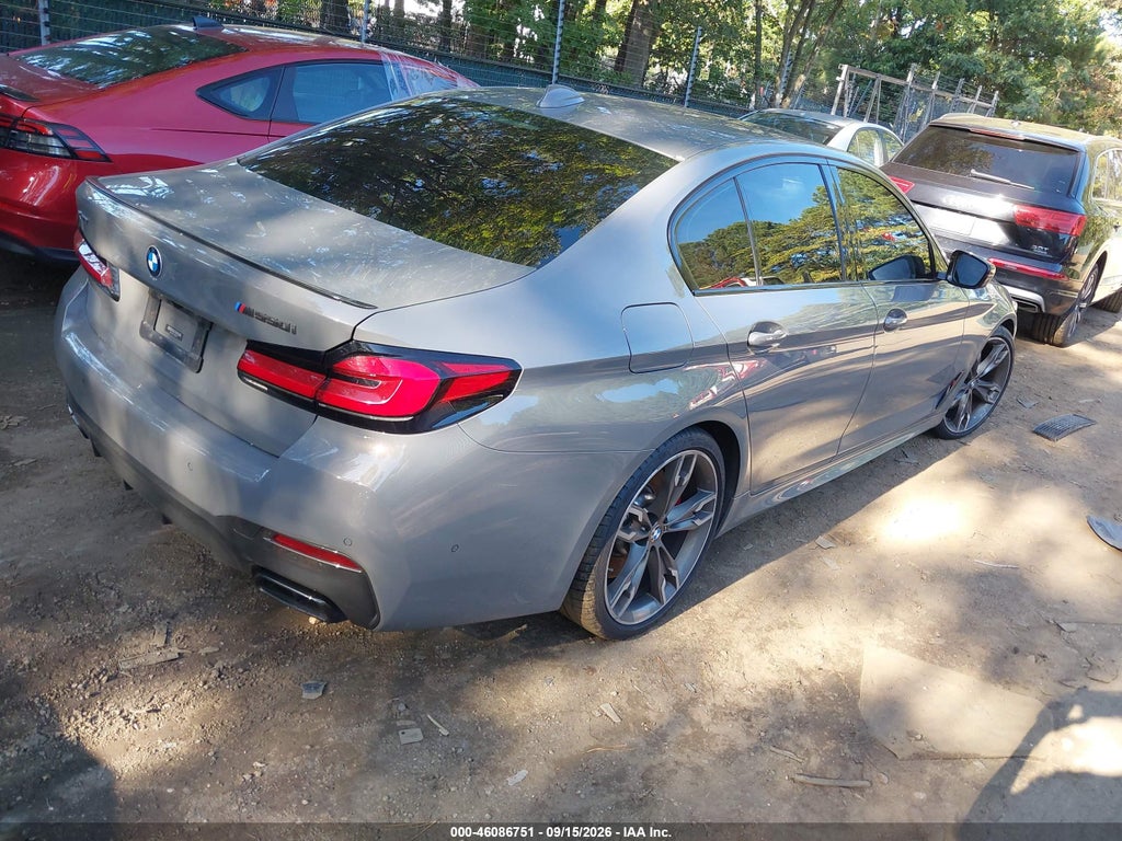 BMW M550 2021