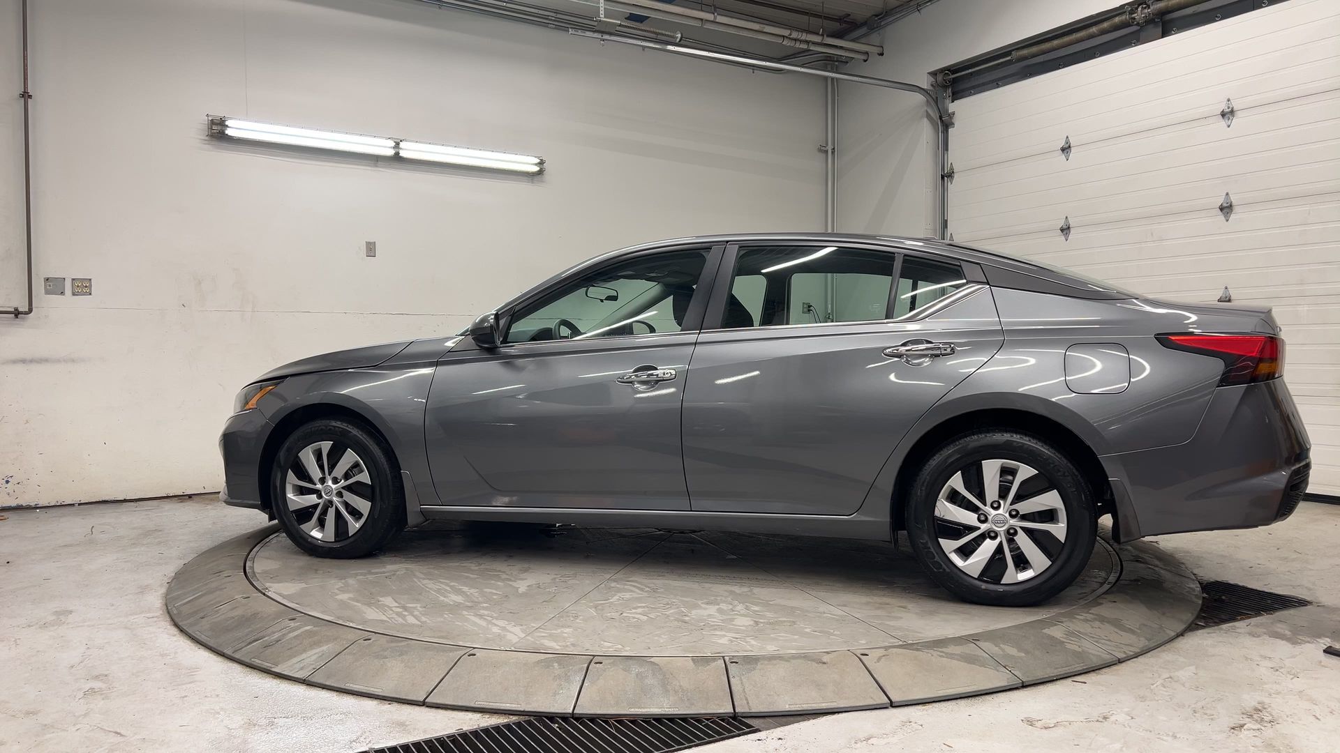 Nissan Altima 2023