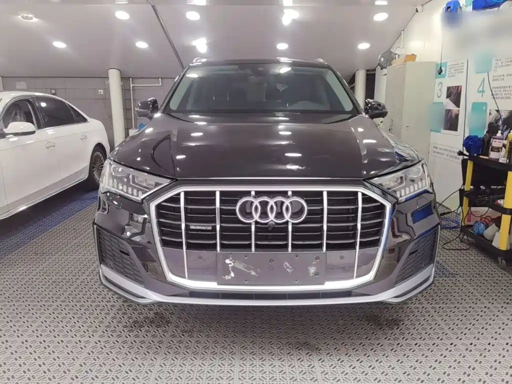 Audi Q7 2024