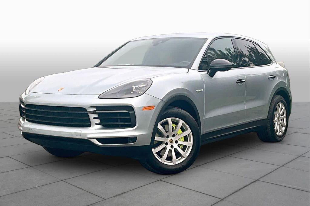 Porsche Cayenne 2022